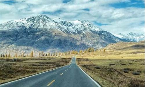 新疆旅游路线攻略,新疆旅游路线推荐一下