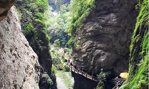 重庆武隆旅游攻略必玩的景点-重庆武隆旅游攻略门票有无优惠活动