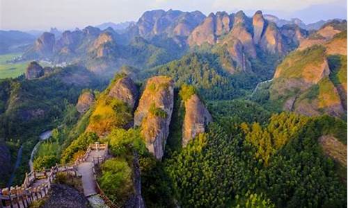 湖南省旅游景点推荐-湖南省旅游景点值得去的地方有哪些