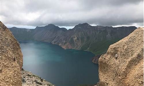 长白山镜泊湖旅游攻略-镜泊湖好玩还是长白山好玩